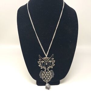 23.5" Vintage Silver-Tone Owl Necklace